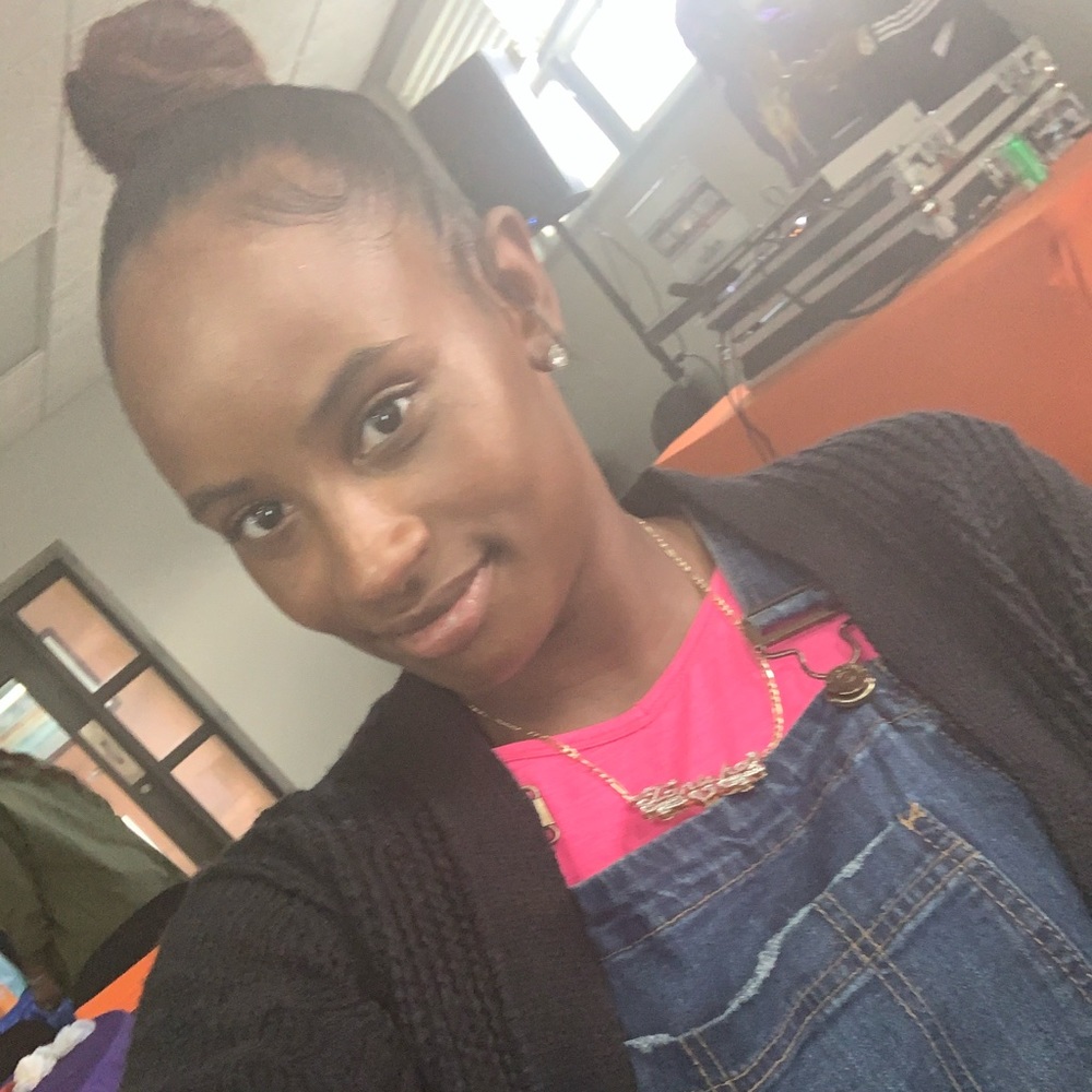 Meet your Posher, Tanisha